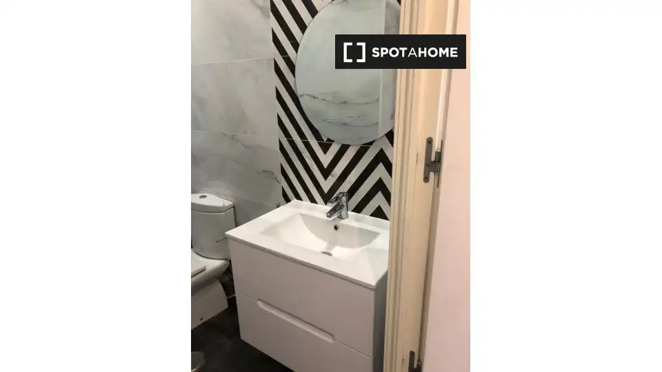 Appartamento con terrazza in affitto a Tetuán, imagen 9