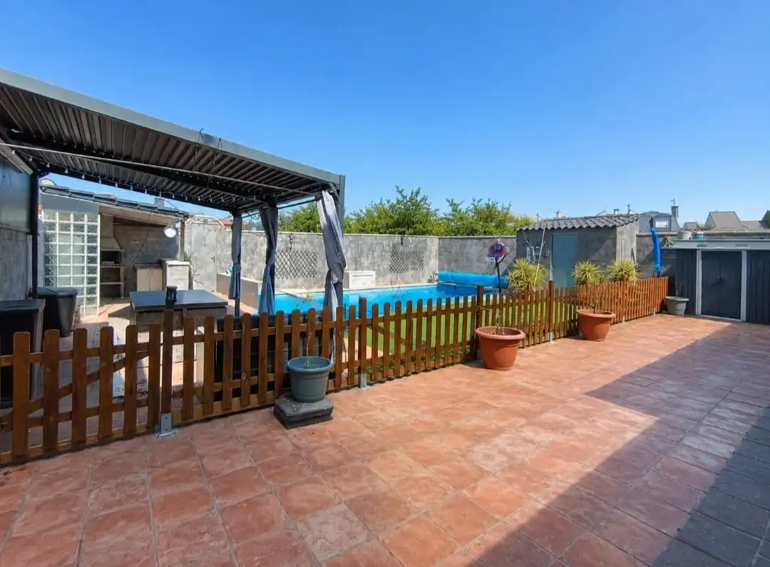 Terrassa de Casa adosada en venda en Illescas amb Aire condicionat, Calefacció i Jardí privat