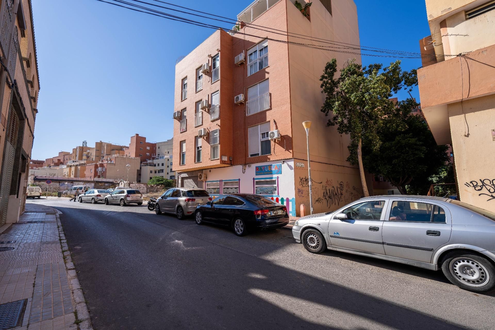 Exterior view of Flat for sale in  Almería Capital  with Air Conditioner, Heating and Parquet flooring