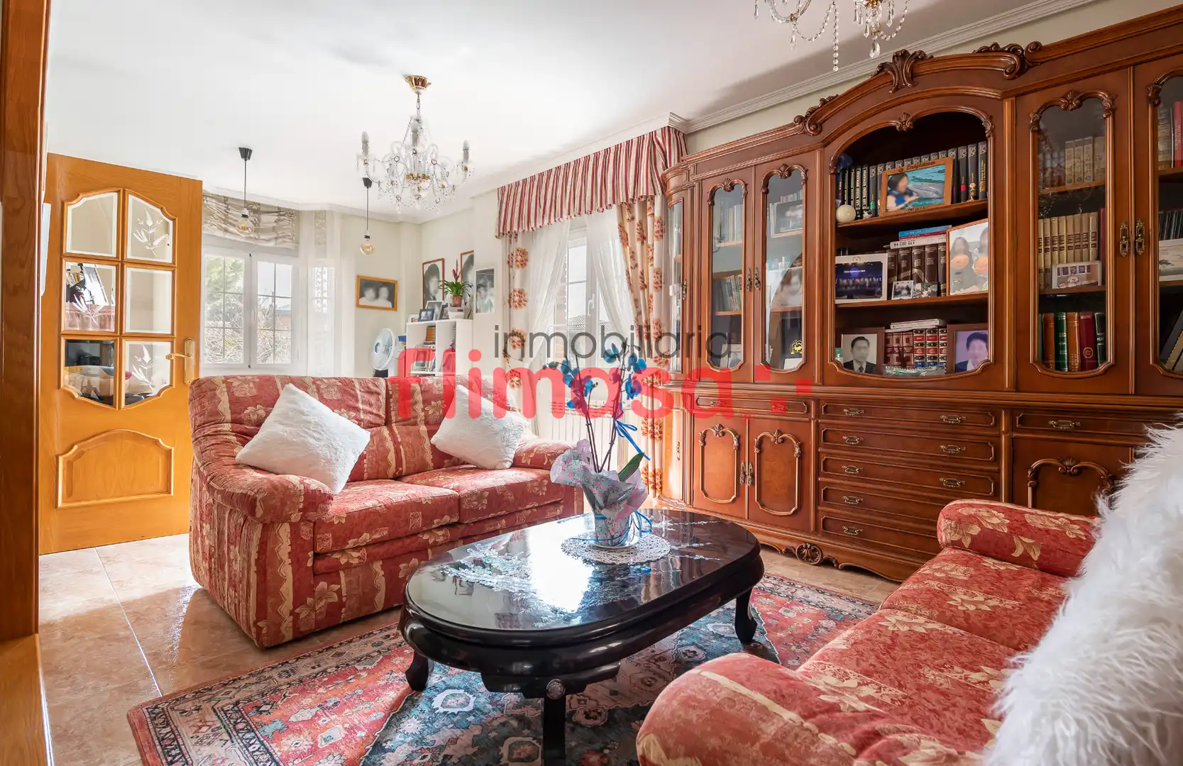 Sala d'estar de Casa o xalet en venda en Villaviciosa de Odón amb Aire condicionat, Calefacció i Jardí privat
