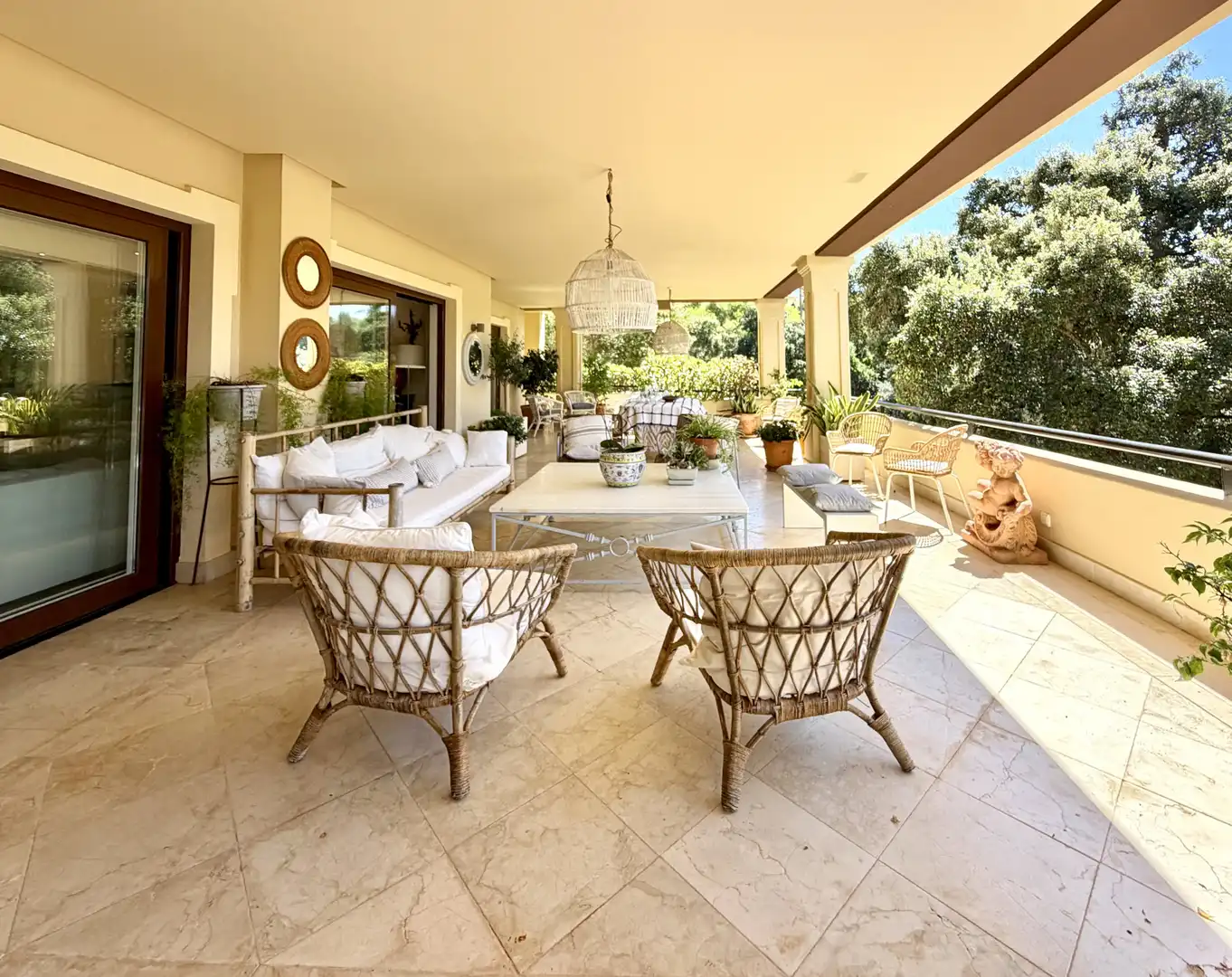 Bajo con piscina en venta en Sotogrande Alto, imagen 5