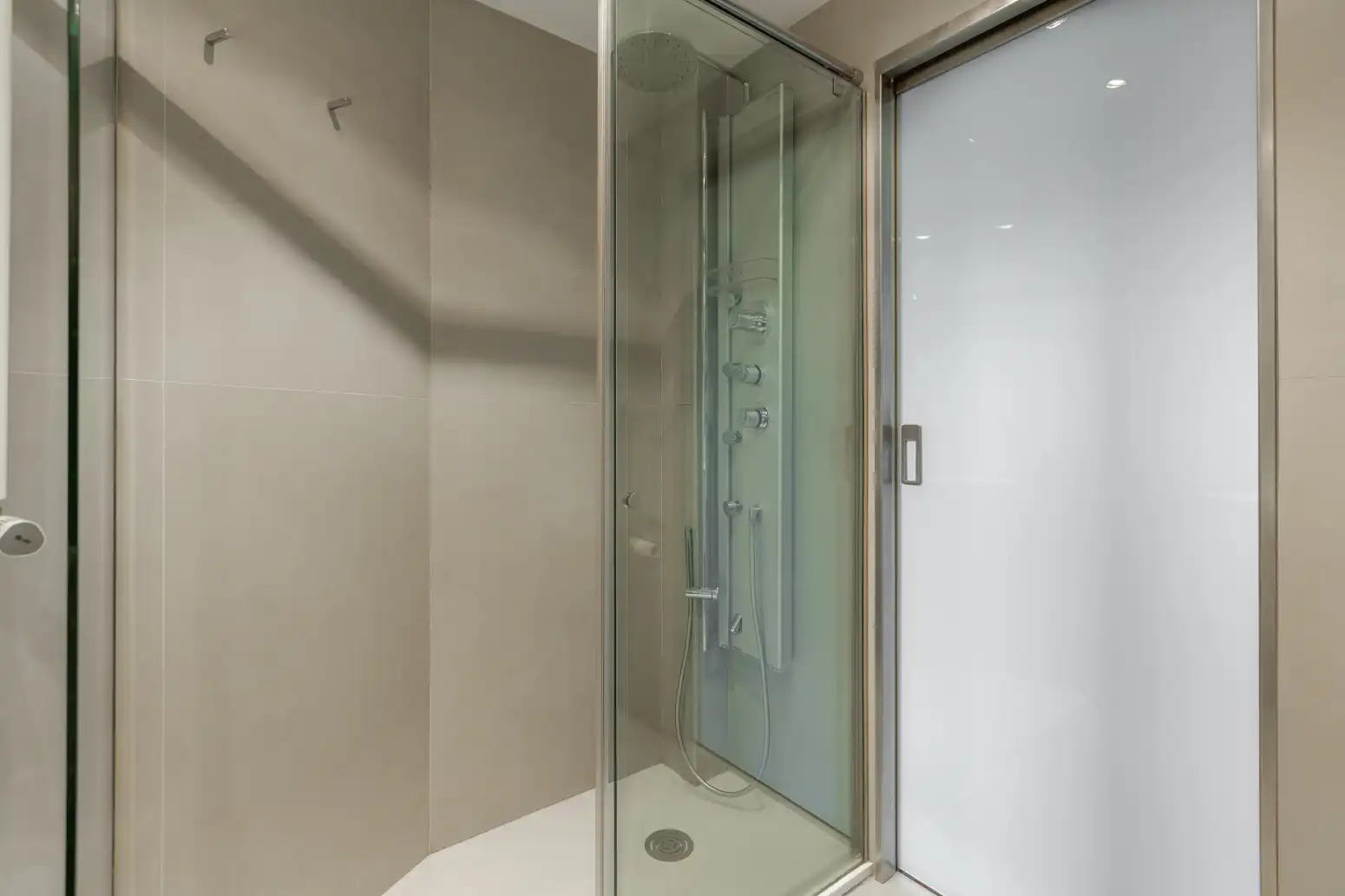 Baño de Piso en venta en  Pamplona / Iruña con Calefacción, Terraza y Amueblado