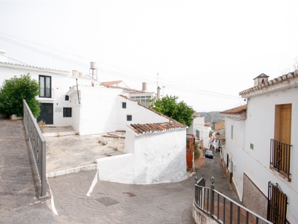 Exterior view of Single-family semi-detached for sale in Guaro