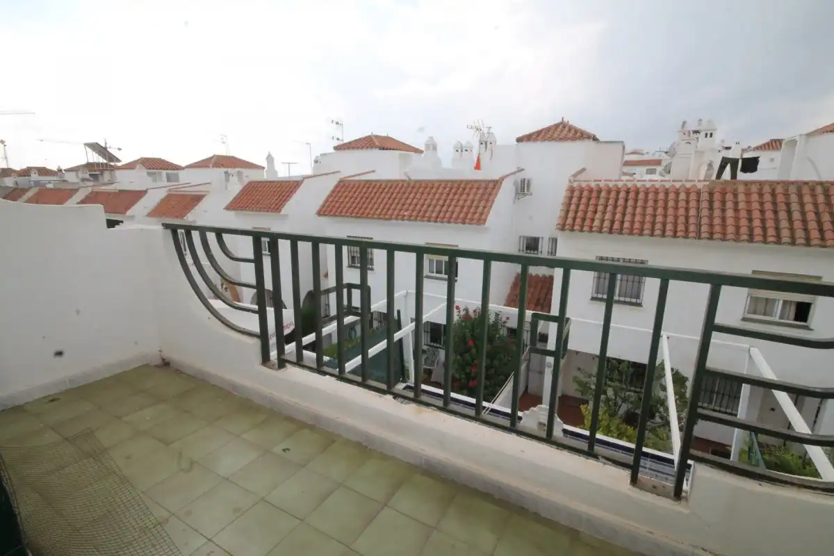 Terraced house with terrace for sale in Calle pinzón, imagen 9