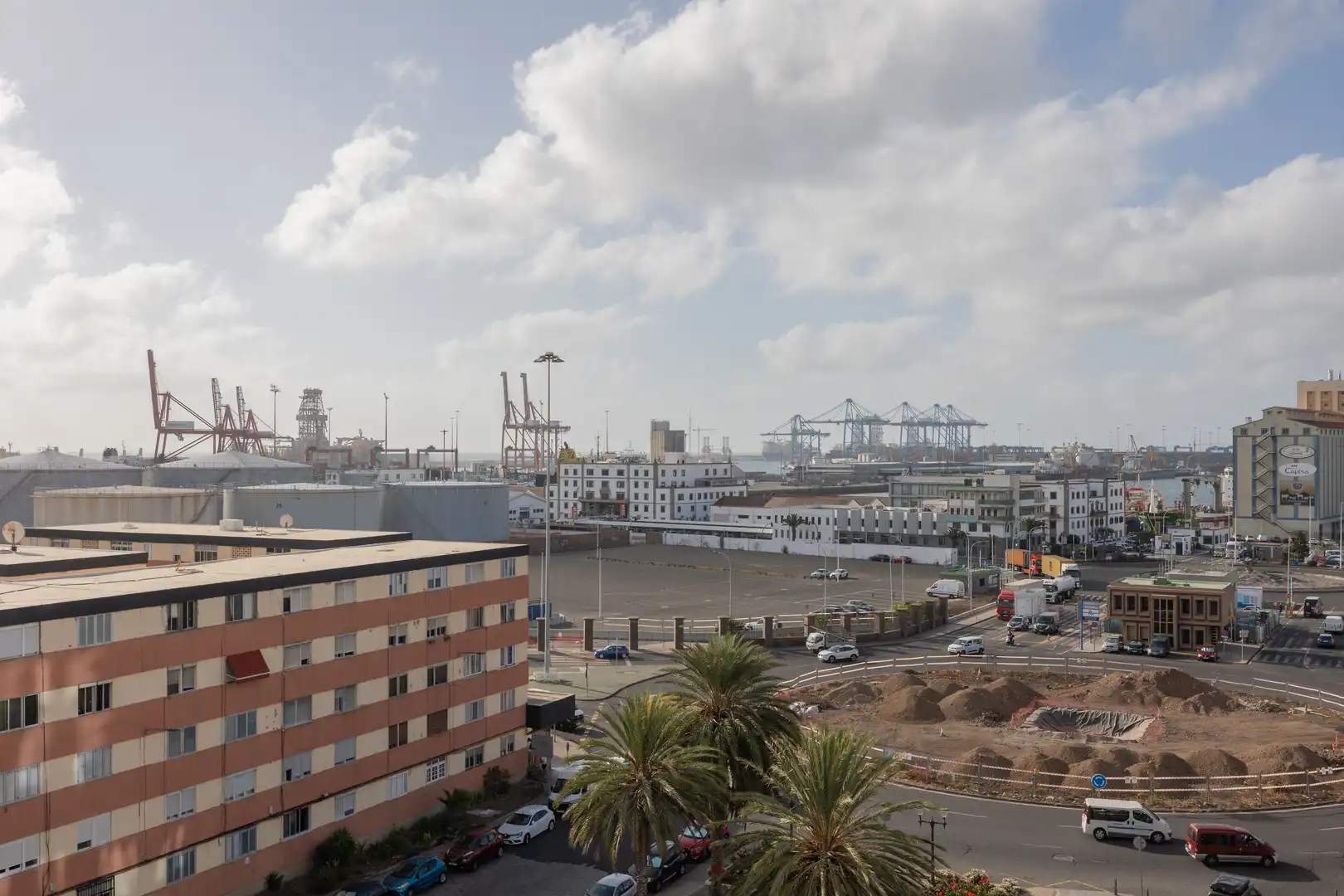 Vista exterior de Pis de lloguer en Las Palmas de Gran Canaria amb Aire condicionat, Traster i Piscina