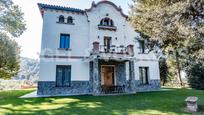 Vista exterior de Finca rústica en venda en Llinars del Vallès amb Aire condicionat, Terrassa i Piscina