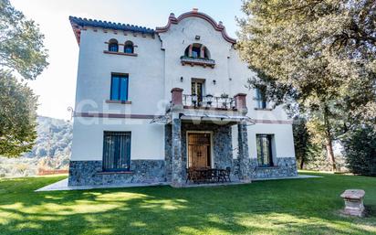 Außenansicht von Country house zum verkauf in Llinars del Vallès mit Klimaanlage, Heizung und Privatgarten