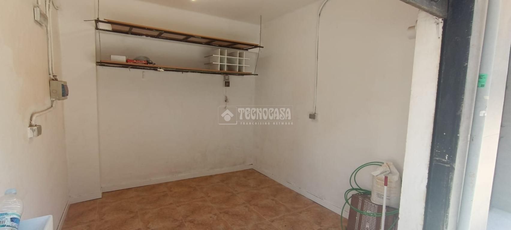 Local de alquiler en AV GREGORIO GEA, La Constitución - Canaleta