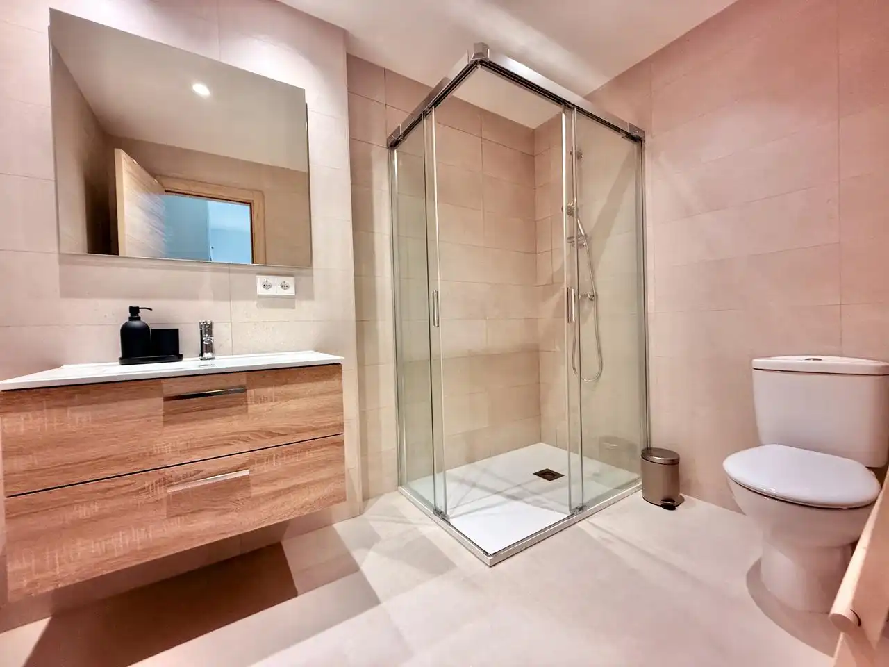 Habitación en Marquès de Fontsanta, Marquès de Fontsanta