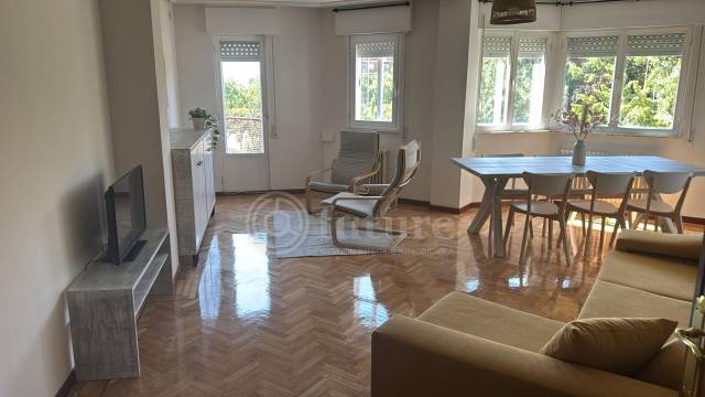 Piso en Alquiler en Calle Valverdón en Vidal