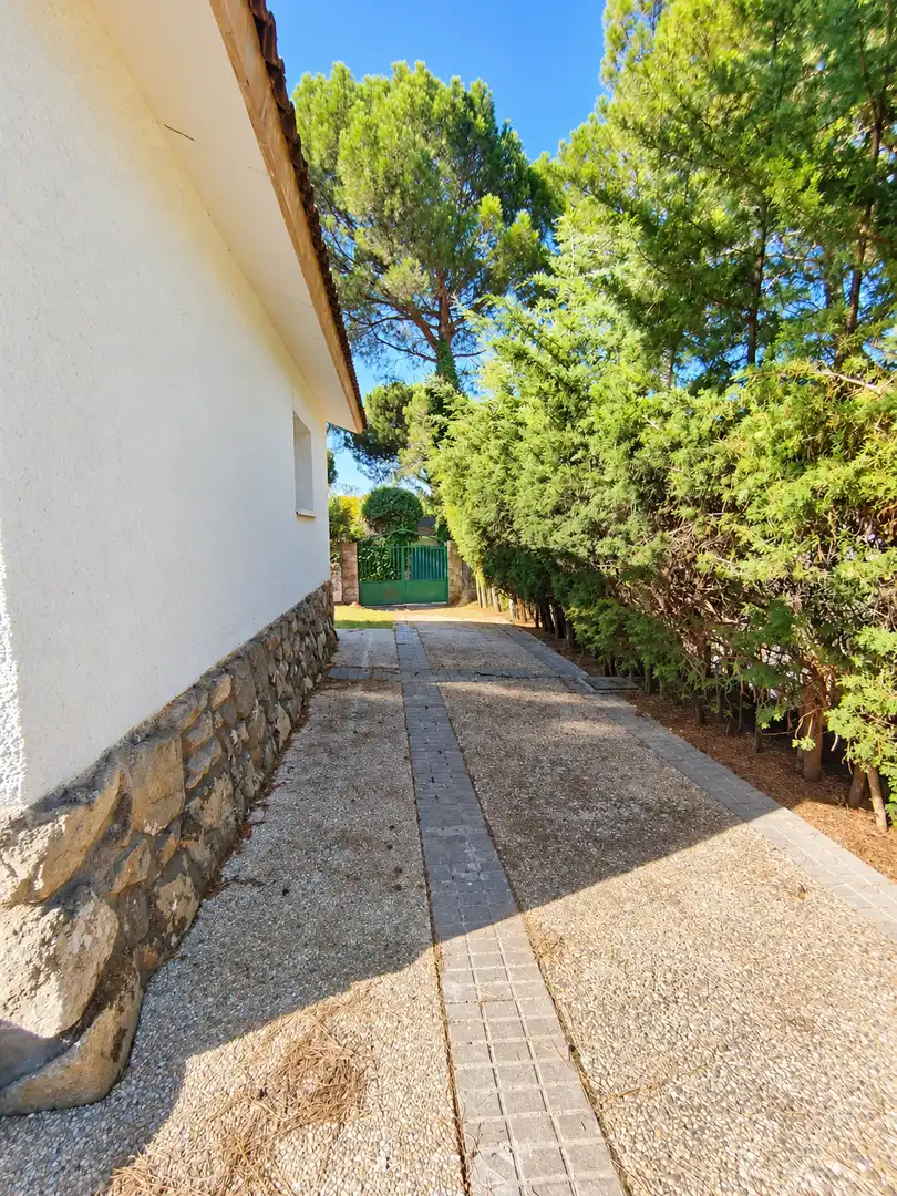 Garden of Houses for sale in Maello, Ávila