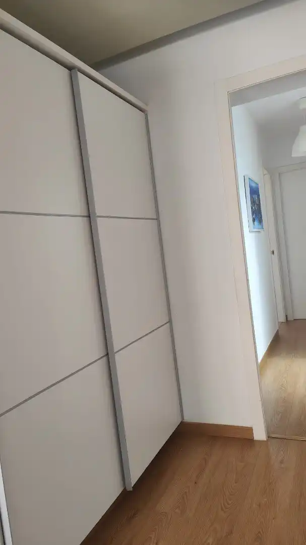 Piso de alquiler en Perillo