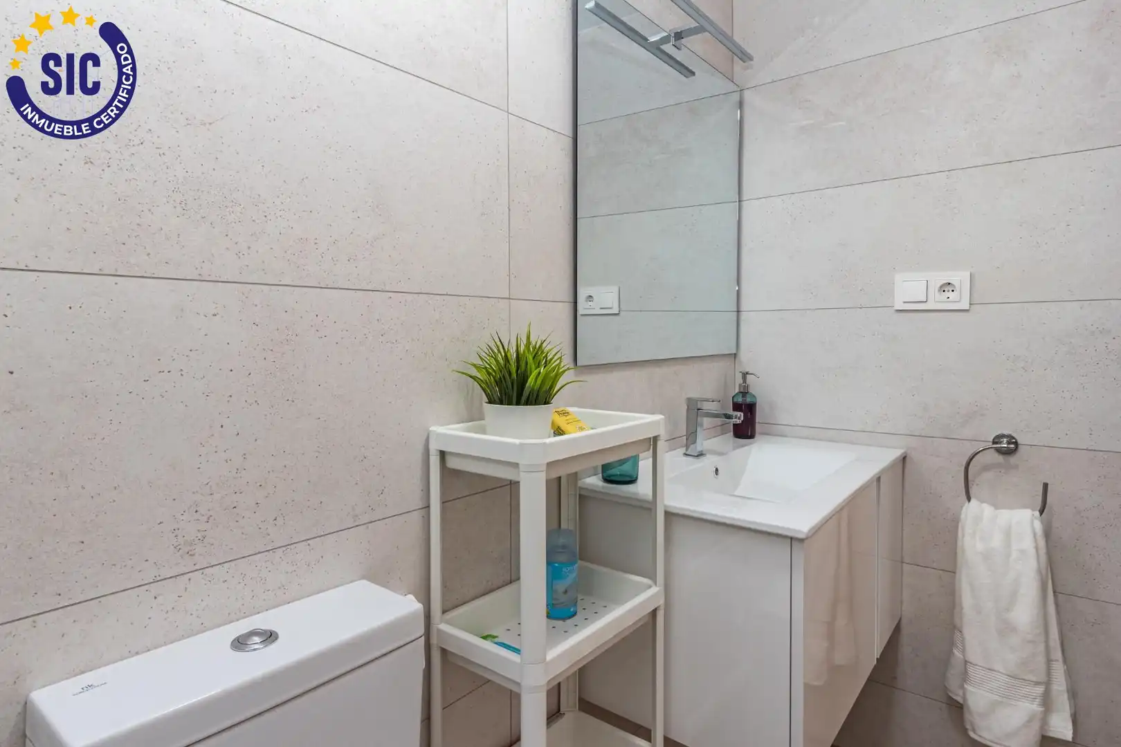 Baño de Apartamento en venta en Playa Norte  