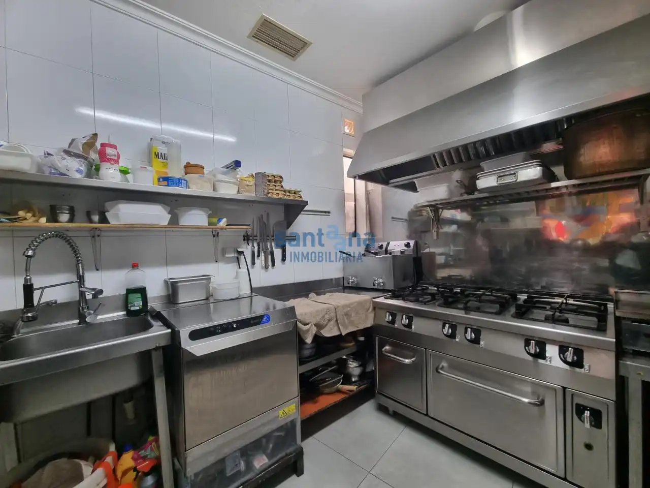 Cocina de Local de alquiler en Hospital de Órbigo con Aire acondicionado y Amueblado