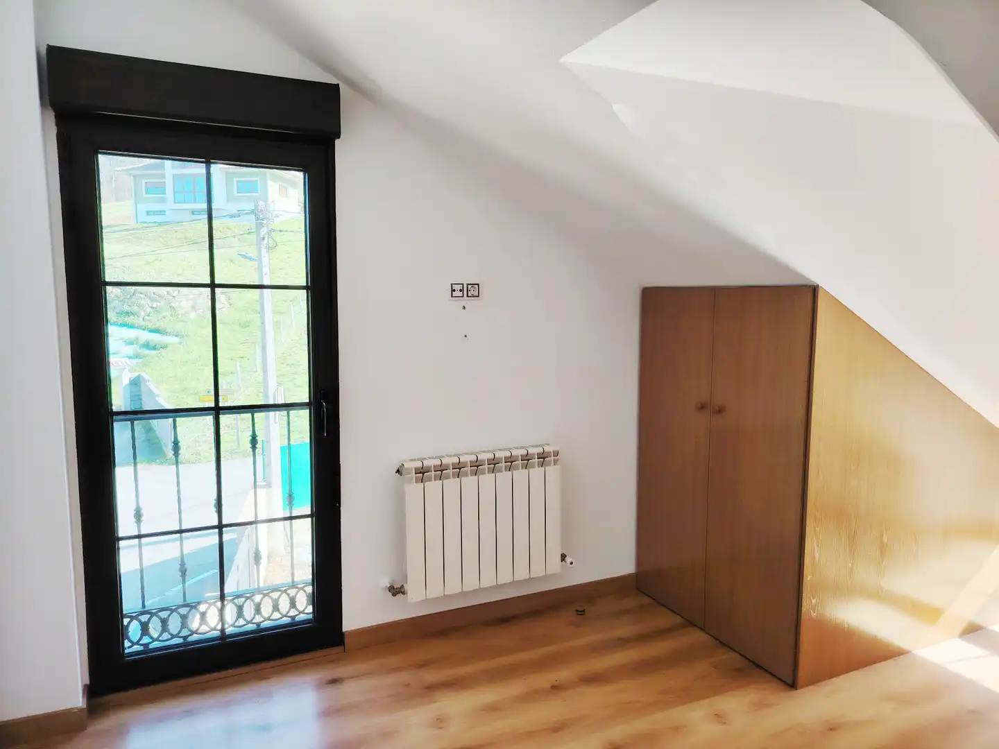 Habitación de Casa o chalet en venta en Gijón  con Calefacción, Jardín privado y Parquet