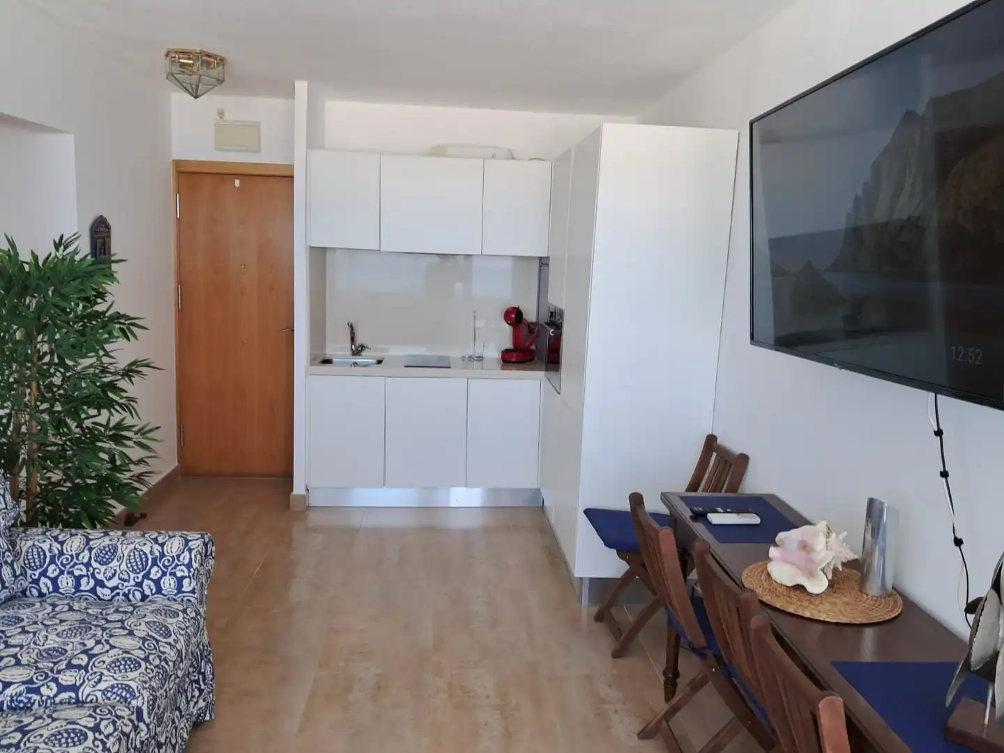 Cocina de Apartamento de alquiler en Almonte con Aire acondicionado, Terraza y Amueblado
