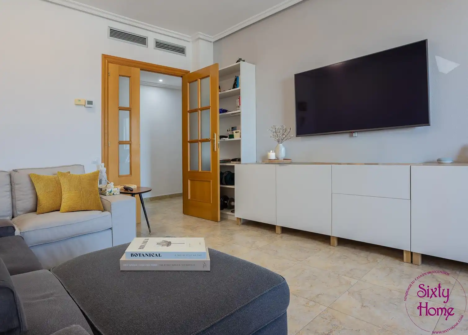 Living room of Flat for sale in Zaragoza  with Heating
