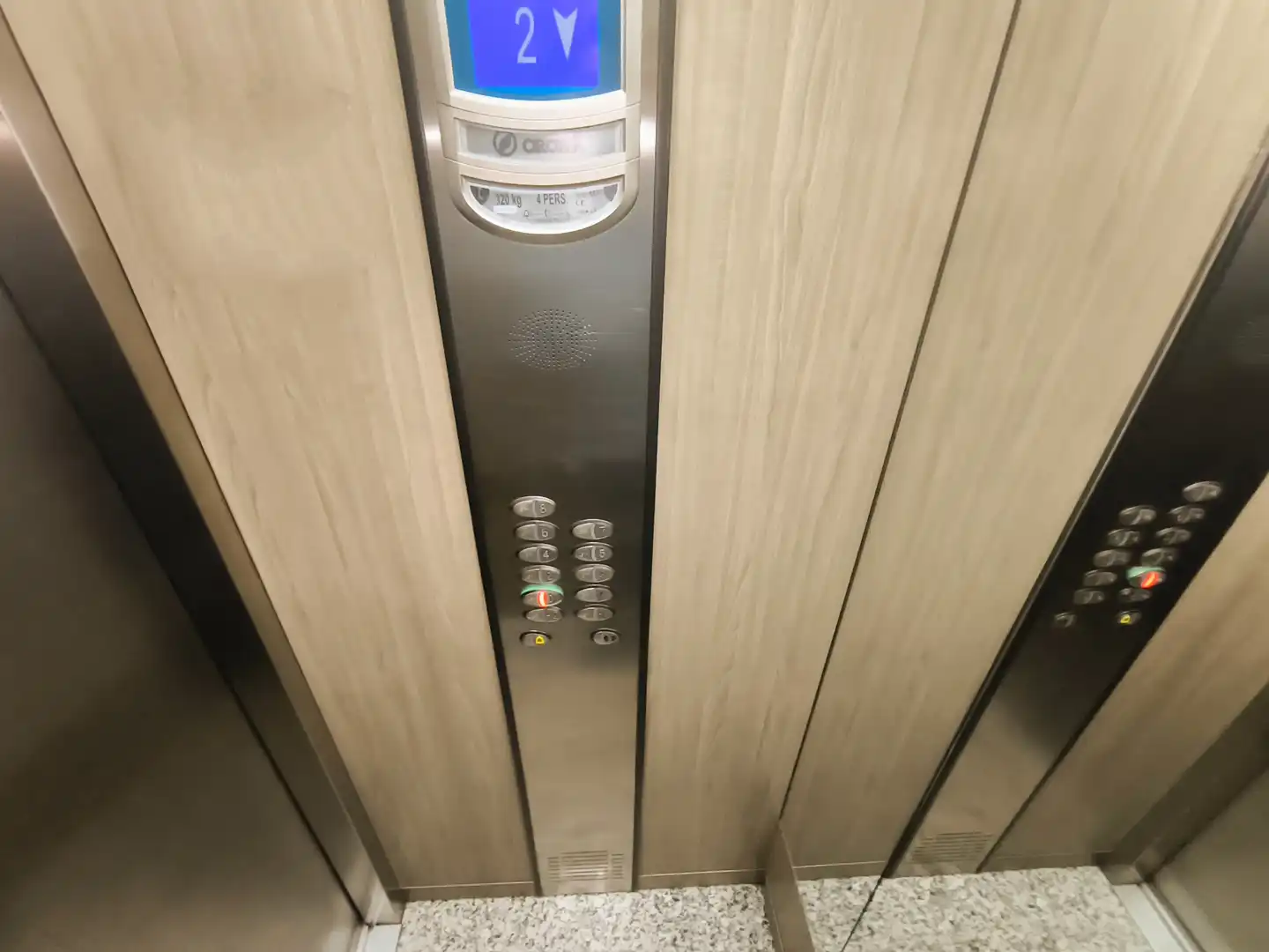Parking de Piso de alquiler en Palencia con Calefacción, Parquet y Terraza