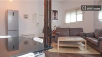 Living room of Flat to rent in  Madrid Capital  with Air Conditioner, Heating and Furnished