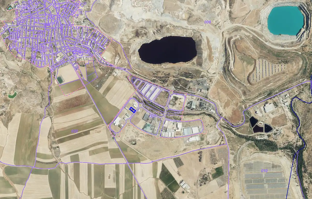 Industrial land for sale in Aznalcóllar