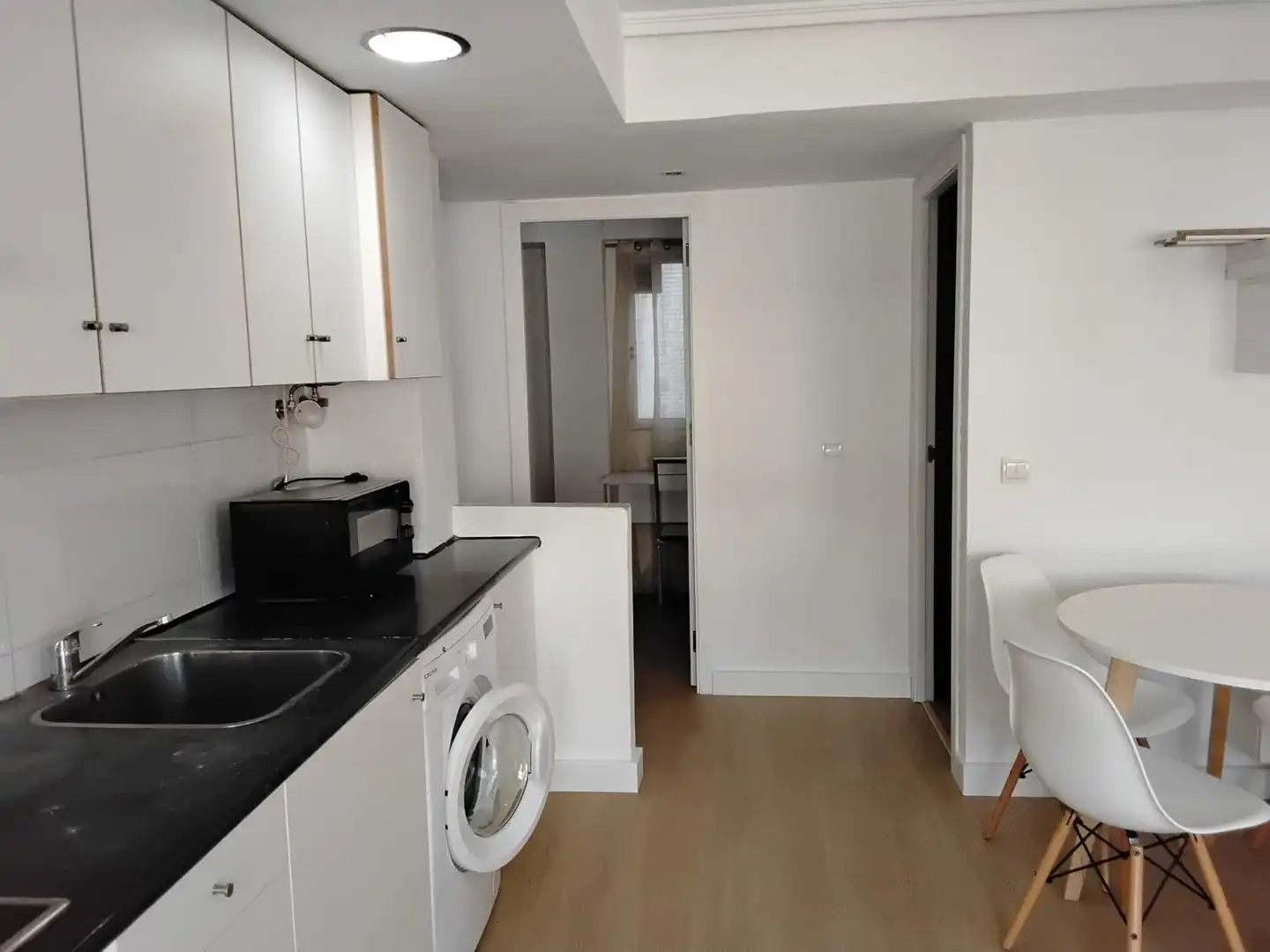 Kitchen of Flat for rent in Valencia  with Air Conditioner, Furnished and Oven