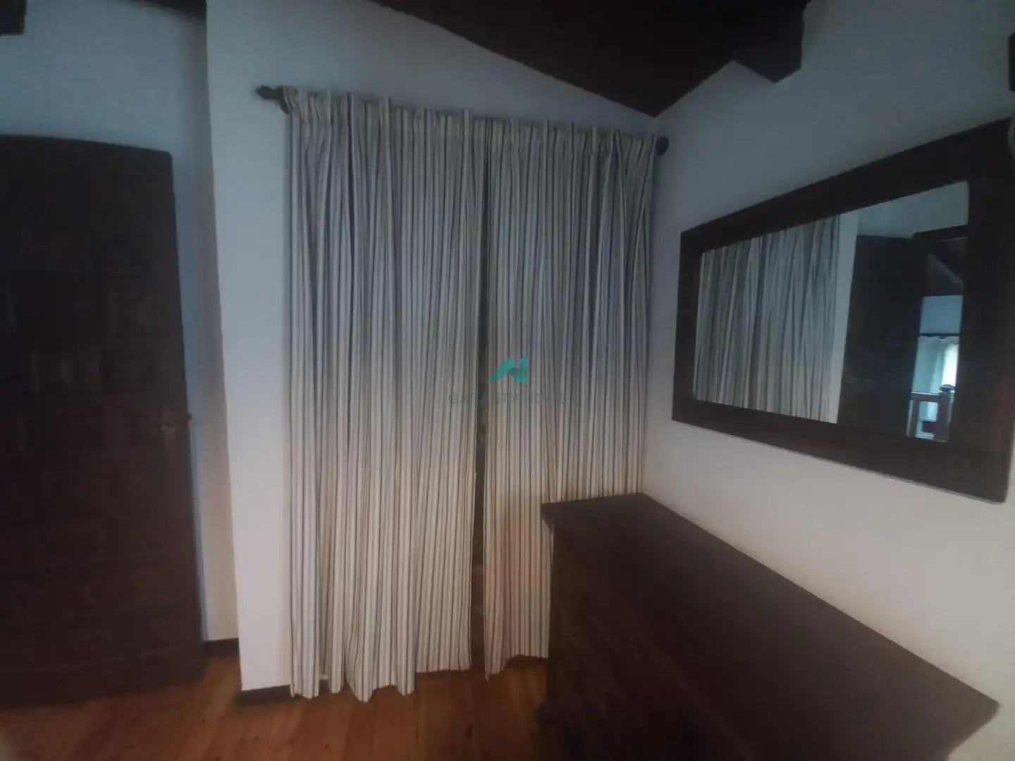 Habitación de Casa adosada en venta en Voto con Calefacción, Jardín privado y Terraza