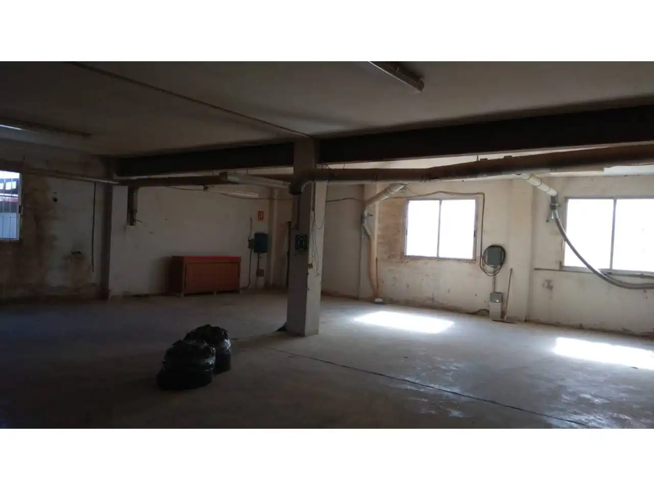 Industrial buildings for sale in Albal