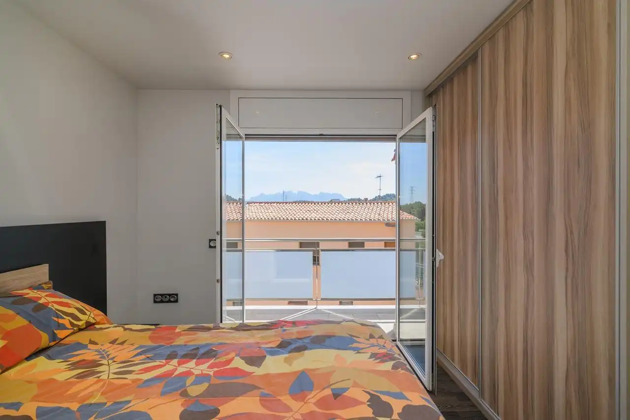 Dormitori de Casa o xalet en venda en Sant Joan de Vilatorrada amb Calefacció, Parquet i Terrassa
