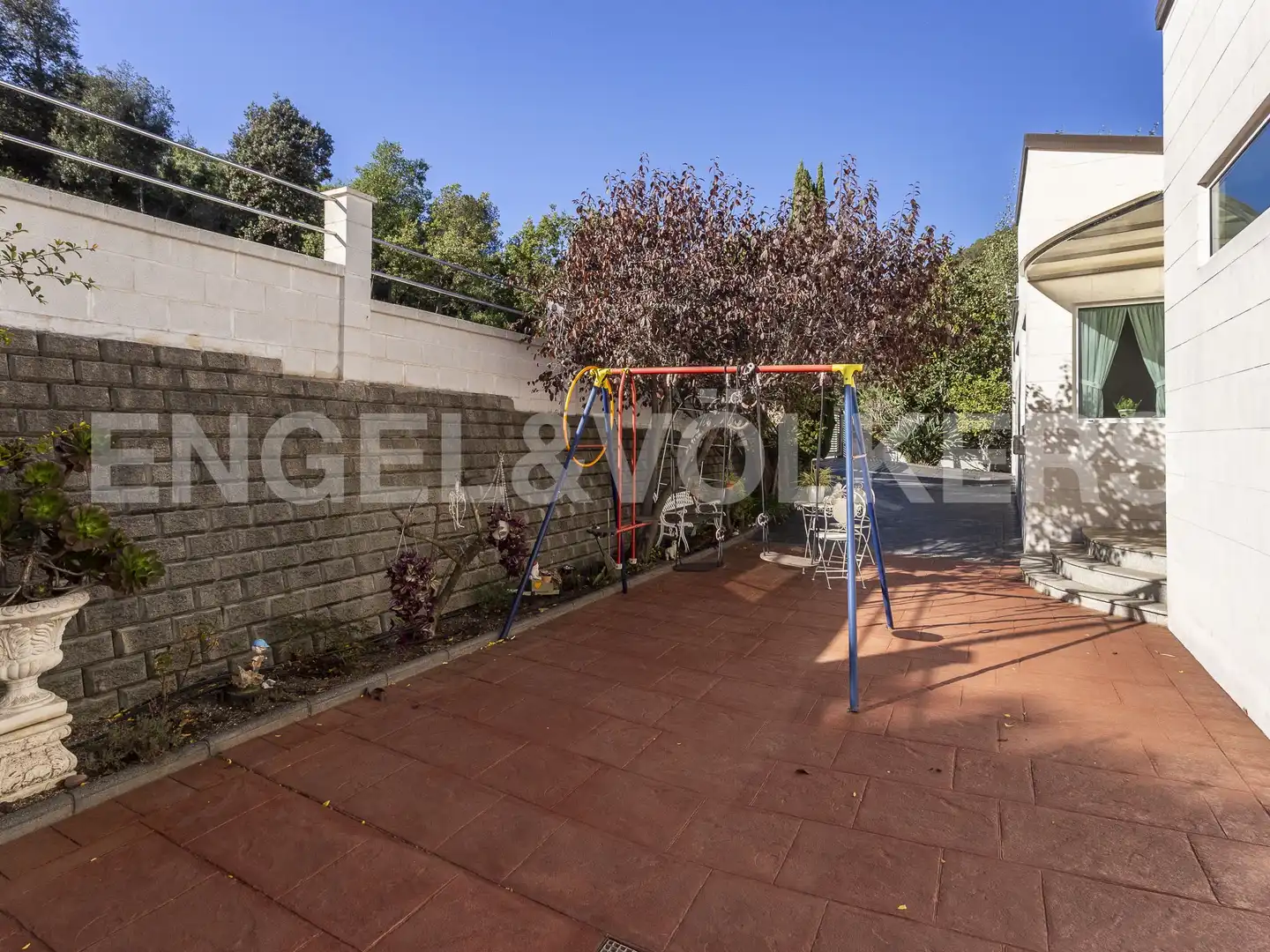 Terraza de Casa o chalet en venta en Santa Coloma de Cervelló con Calefacción, Jardín privado y Parquet