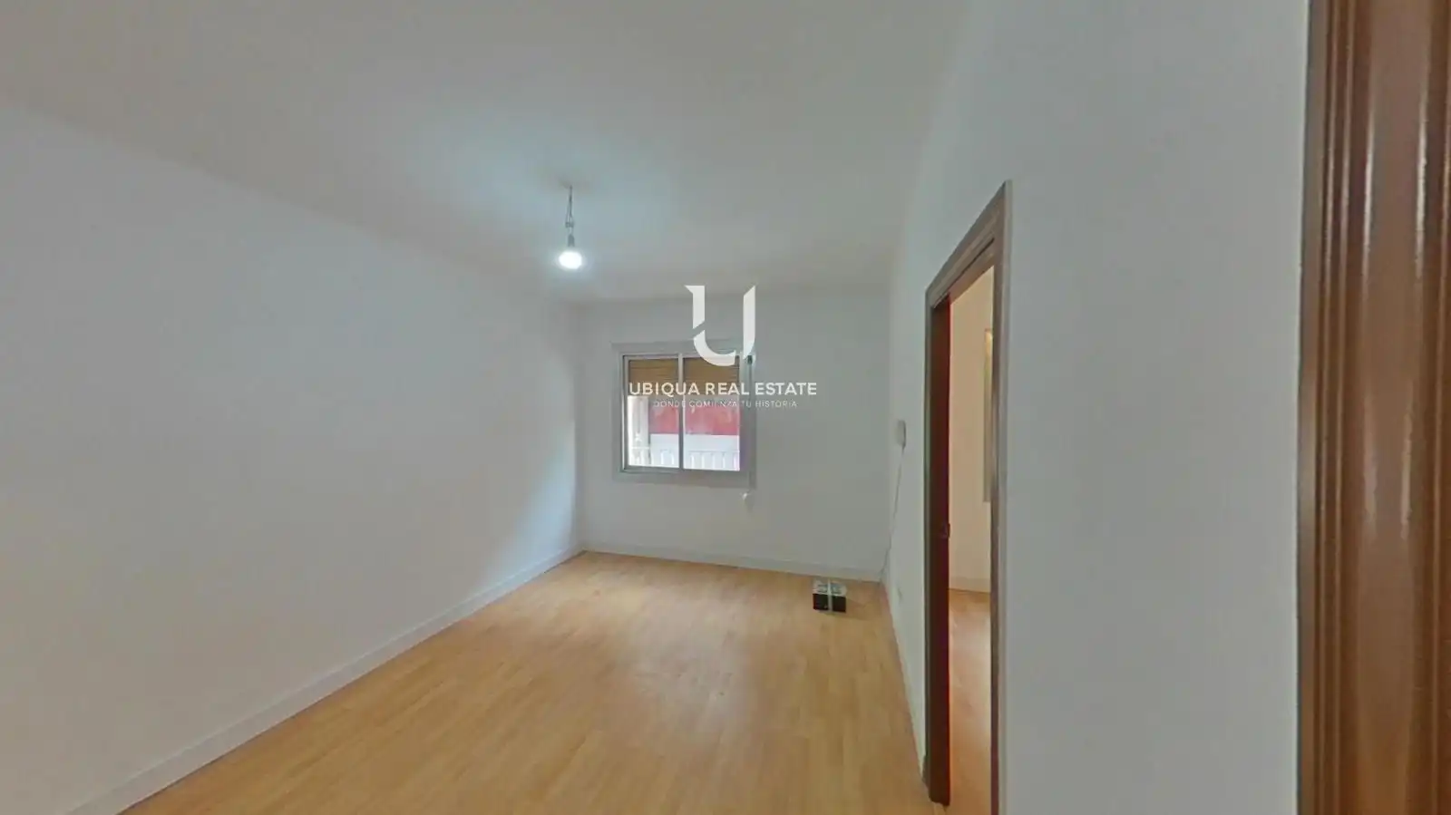 Flat for sale in L'Hospitalet de Llobregat  with Parquet flooring and Oven
