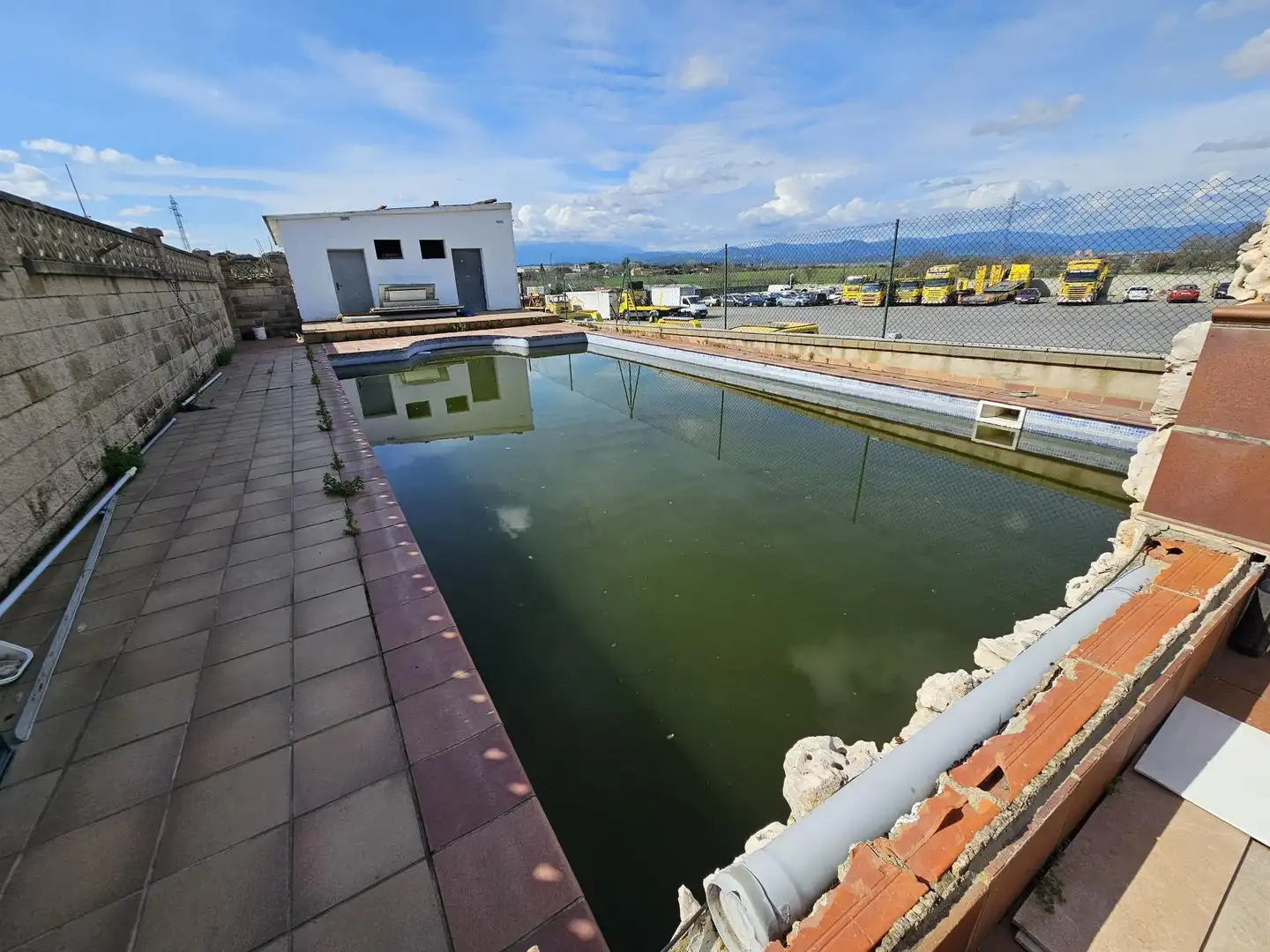 Piscina de Edifici en venda en Vidreres