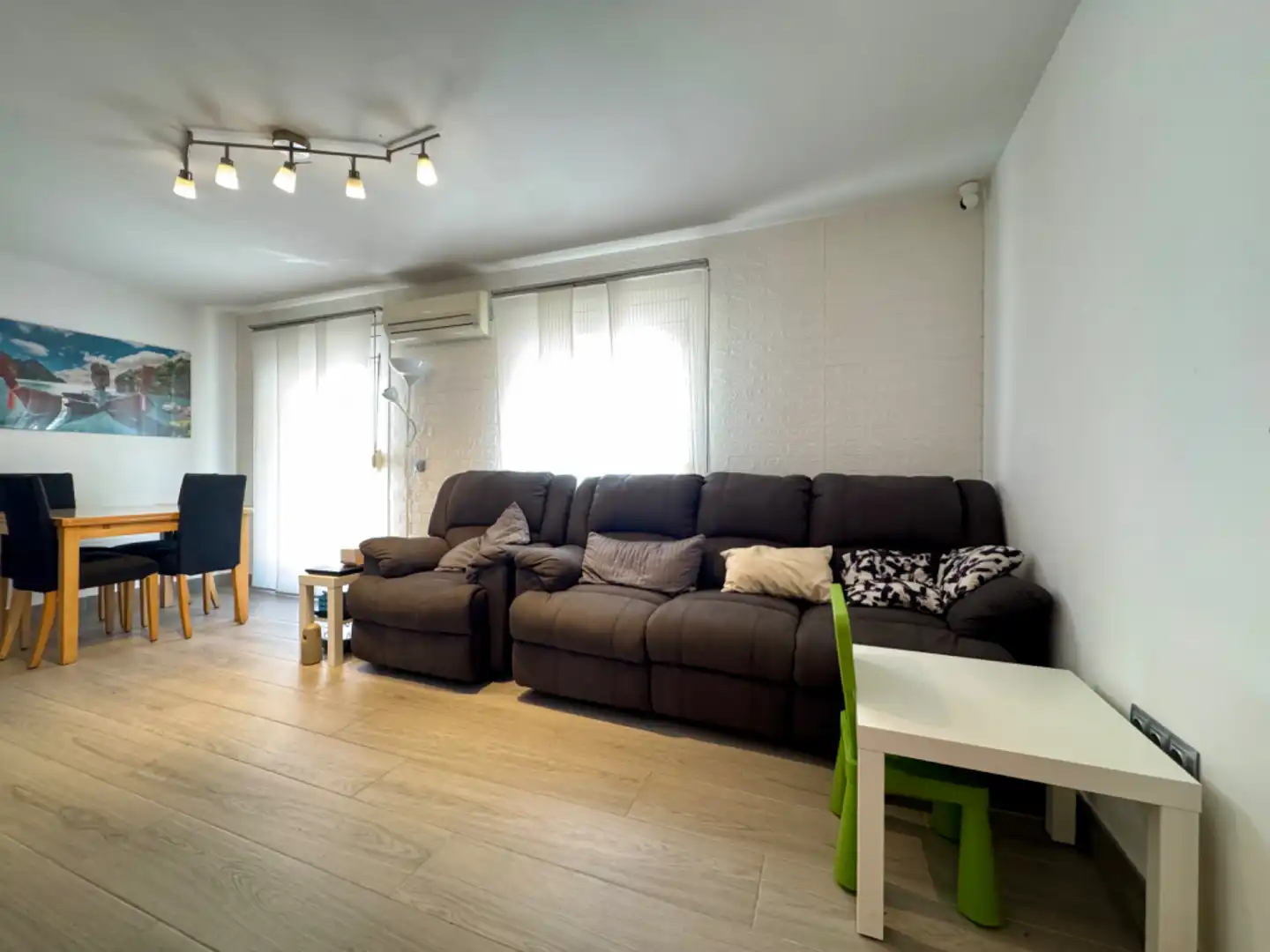 Living room of Ground floor for sale in Sant Boi de Llobregat  with Air Conditioner and Balcony