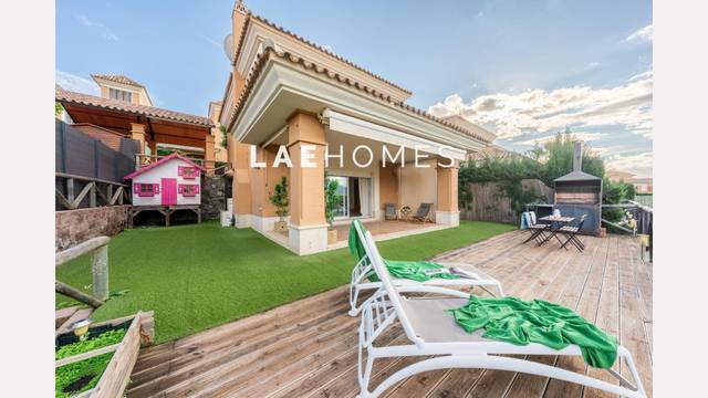 Casa adosada en Venta en Calle EAGLE-SANTA CLARA GOLF en Santa Clara