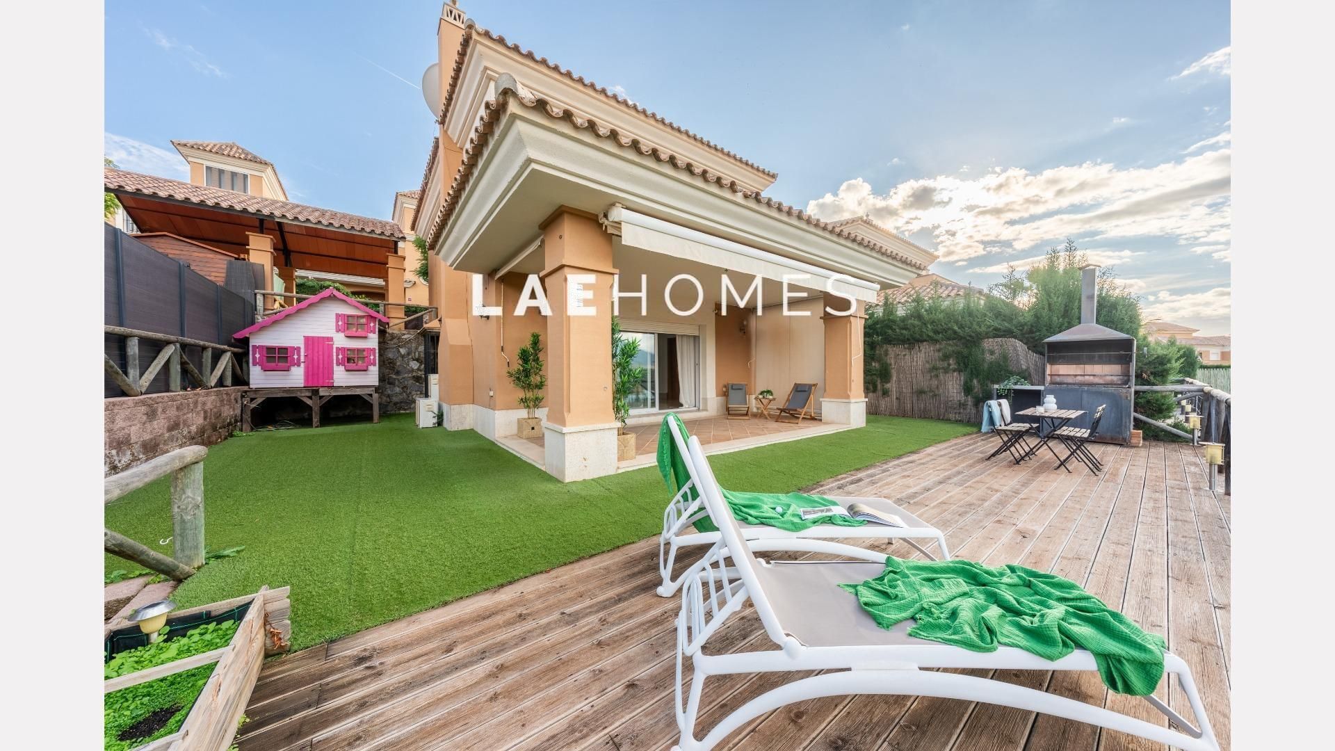 Casa adosada en venda a Calle EAGLE-SANTA CLARA GOLF, Santa Clara