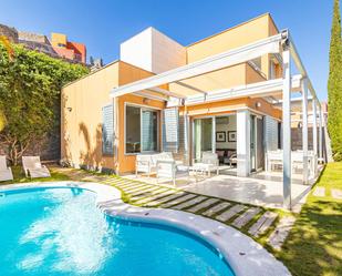 Jardí de Casa o xalet en venda en San Bartolomé de Tirajana amb Aire condicionat, Terrassa i Piscina