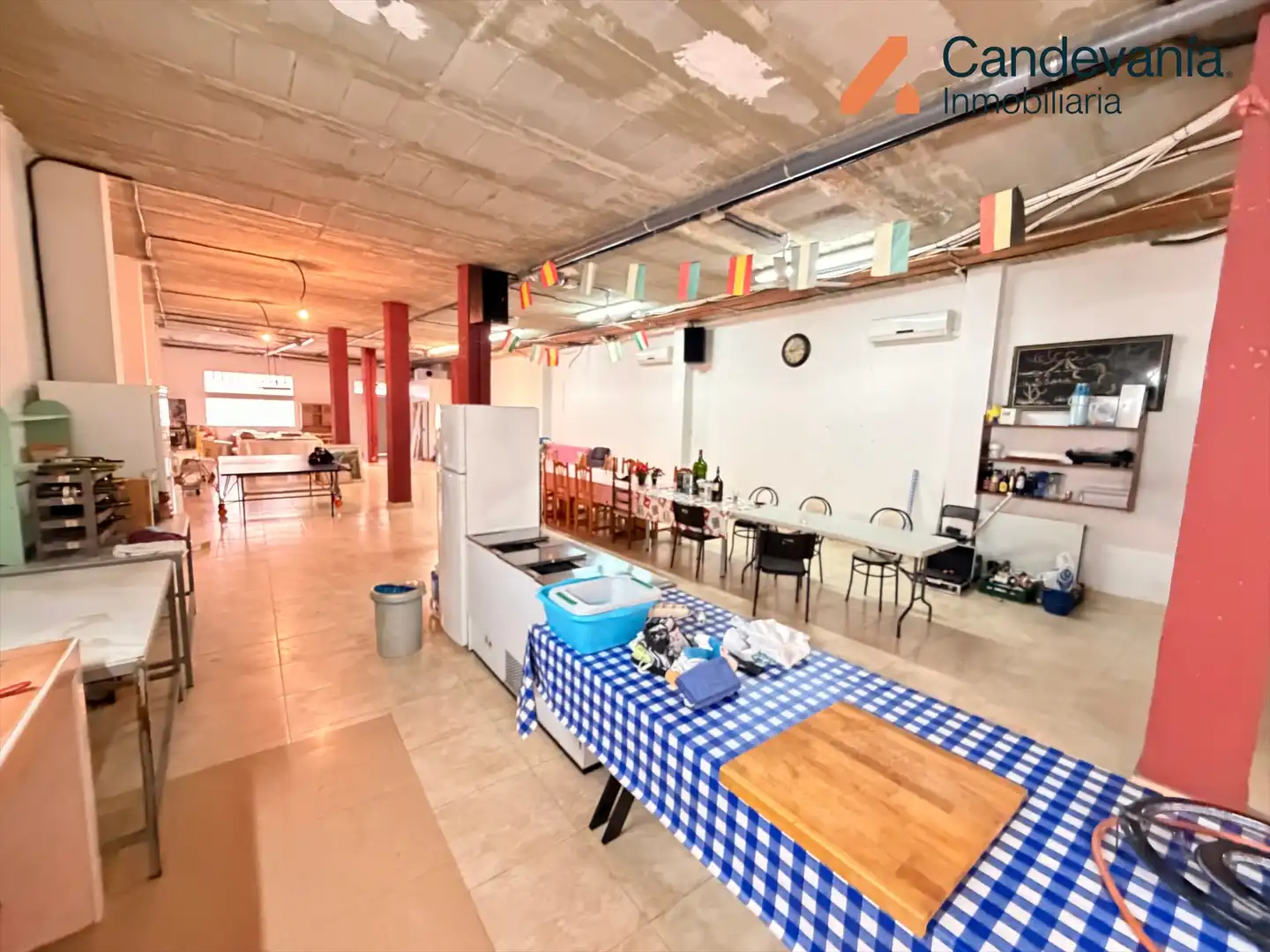 Local comercial de lloguer a Calle Nuestra Señora del Salz, imagen 2