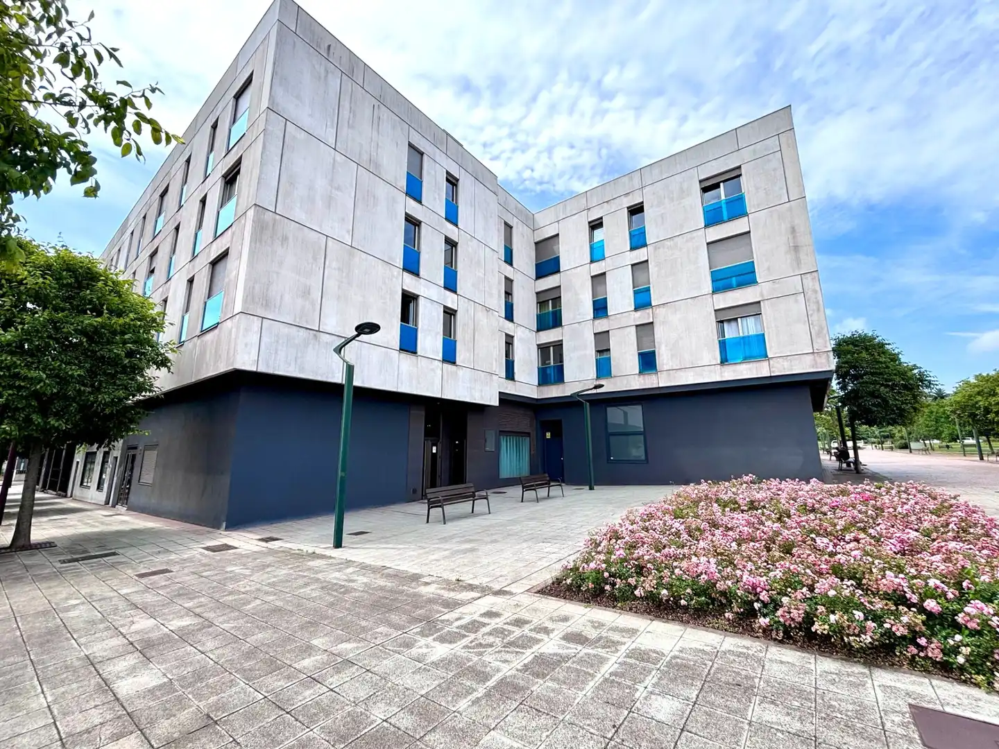Exterior view of Flat for sale in Gijón   with Heating, Private garden and Parquet flooring