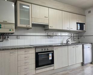 Kitchen of Flat to rent in Vic  with Heating, Parquet flooring and Balcony