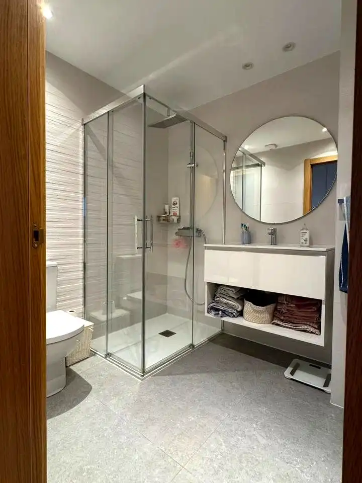 Baño de Piso en venta en Vitoria - Gasteiz con Calefacción, Terraza y Trastero