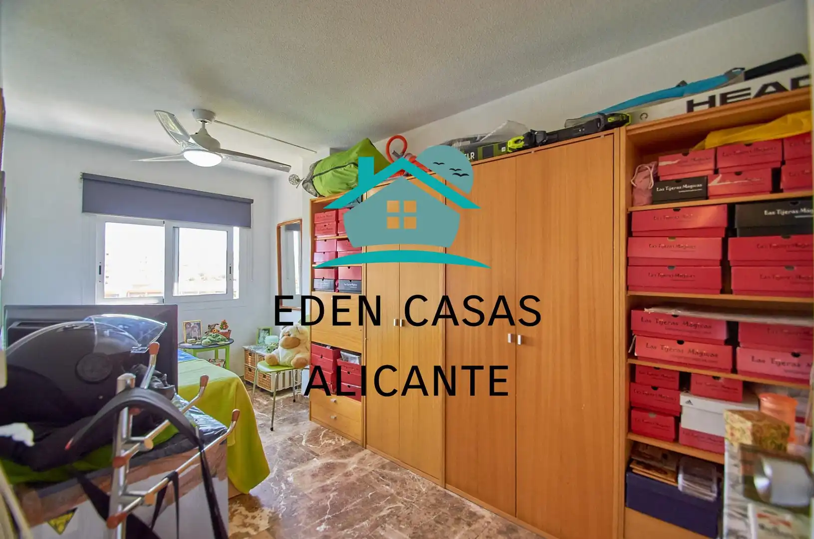 Schlafzimmer von Wohnungen zum Verkauf in Alicante / Alacant mit Klimaanlage, Heizung und Privatgarten