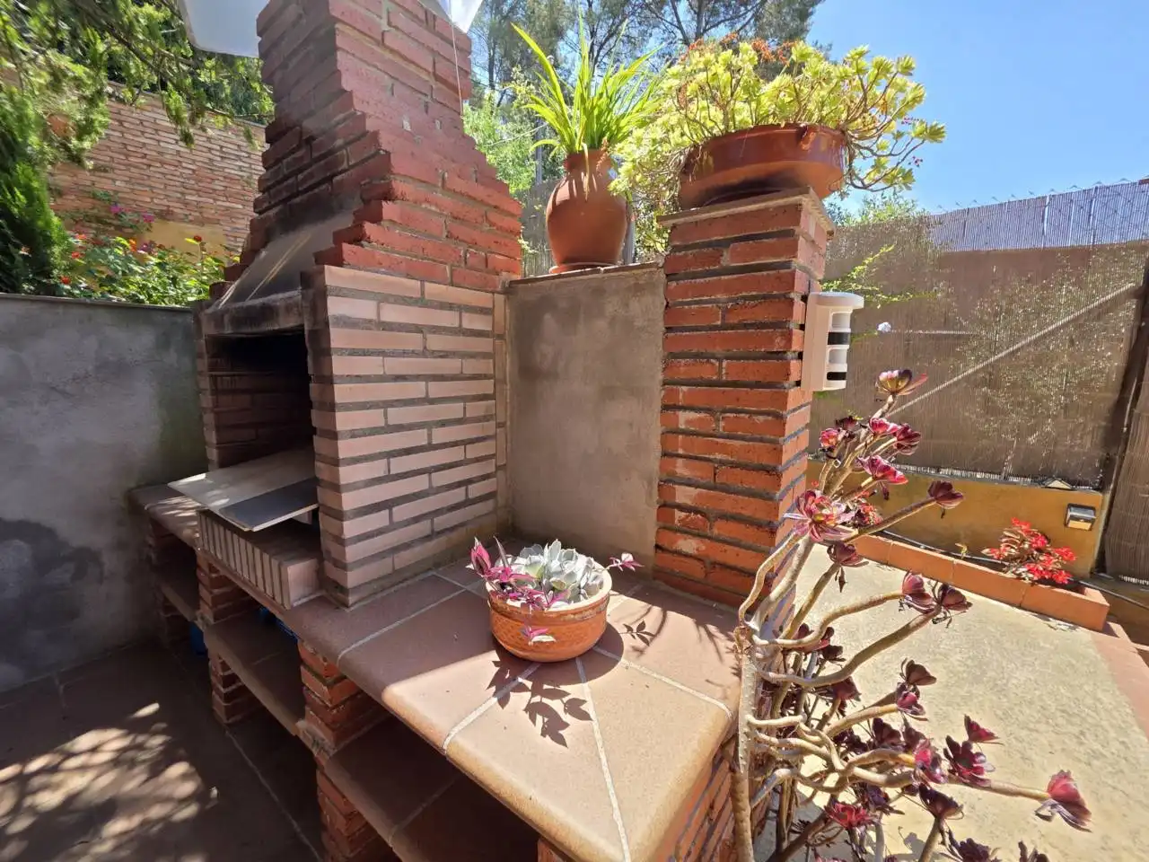 Terraza de Casa o chalet en venta en Montcada i Reixac con Aire acondicionado, Calefacción y Jardín privado