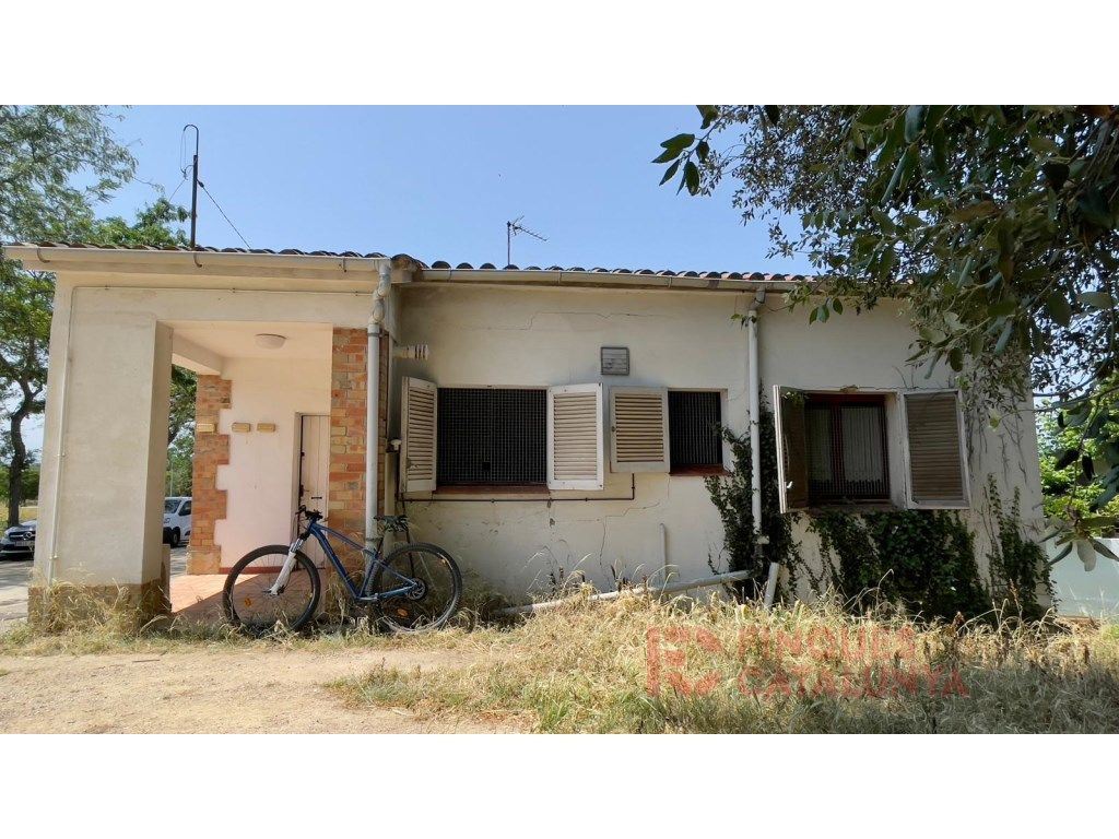 Vista exterior de Casa o chalet en venta en Girona Capital