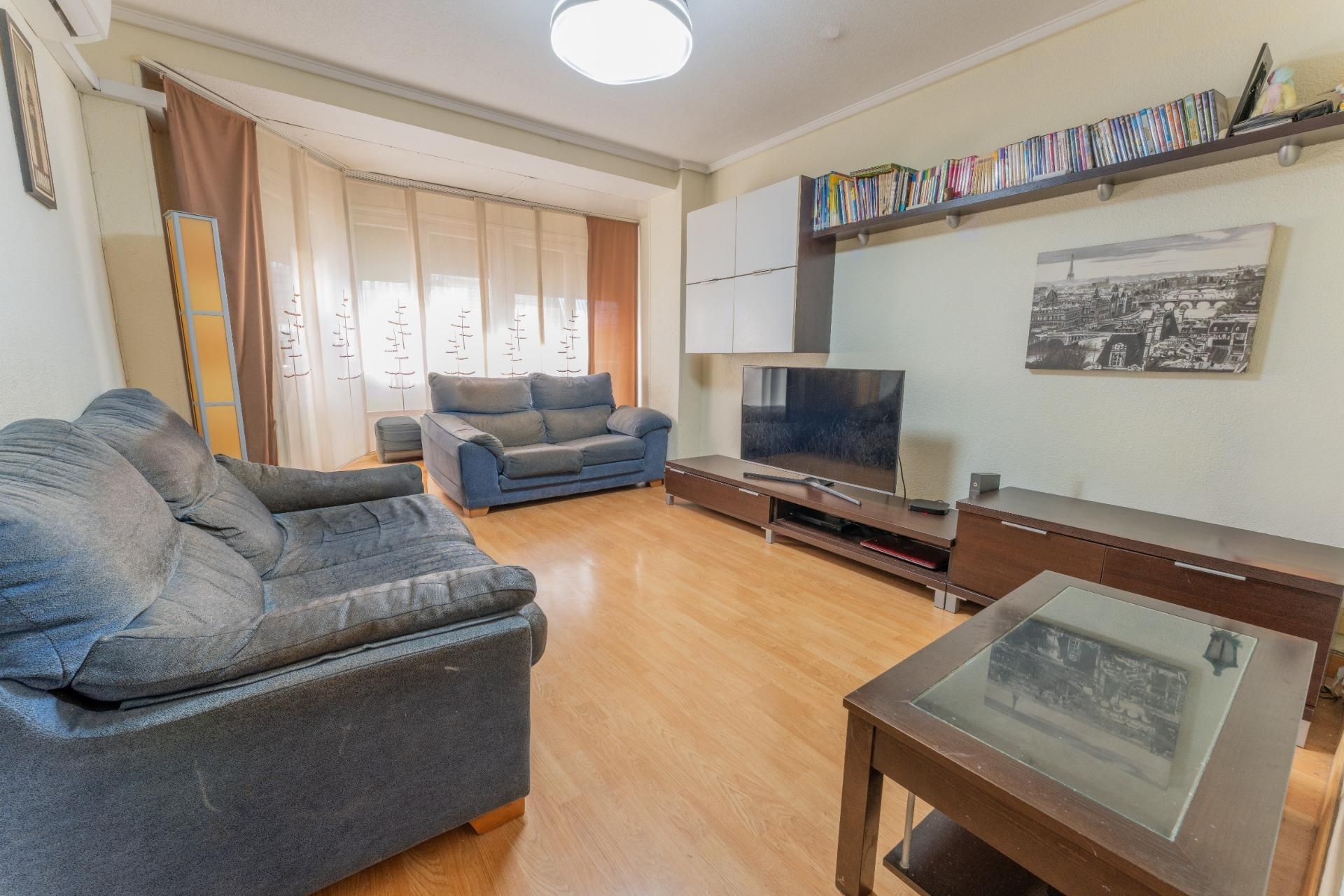 Sala d'estar de Pis en venda en Elche / Elx amb Aire condicionat