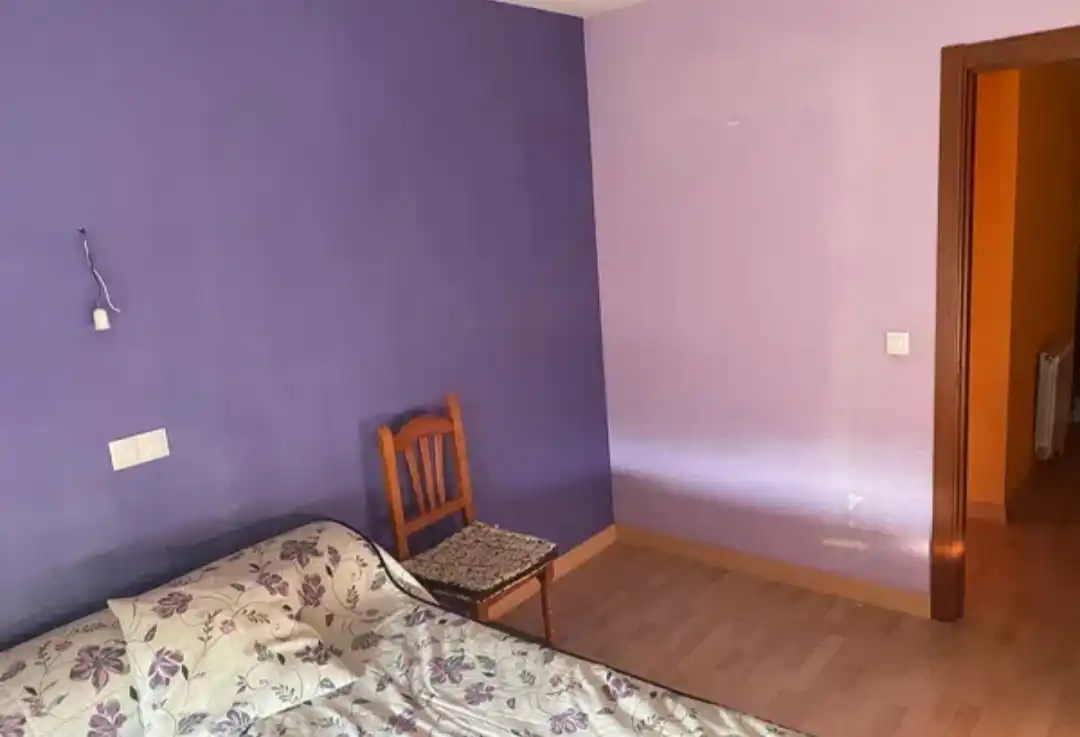 Habitación de Piso en venta en Reinosa con Calefacción y Amueblado