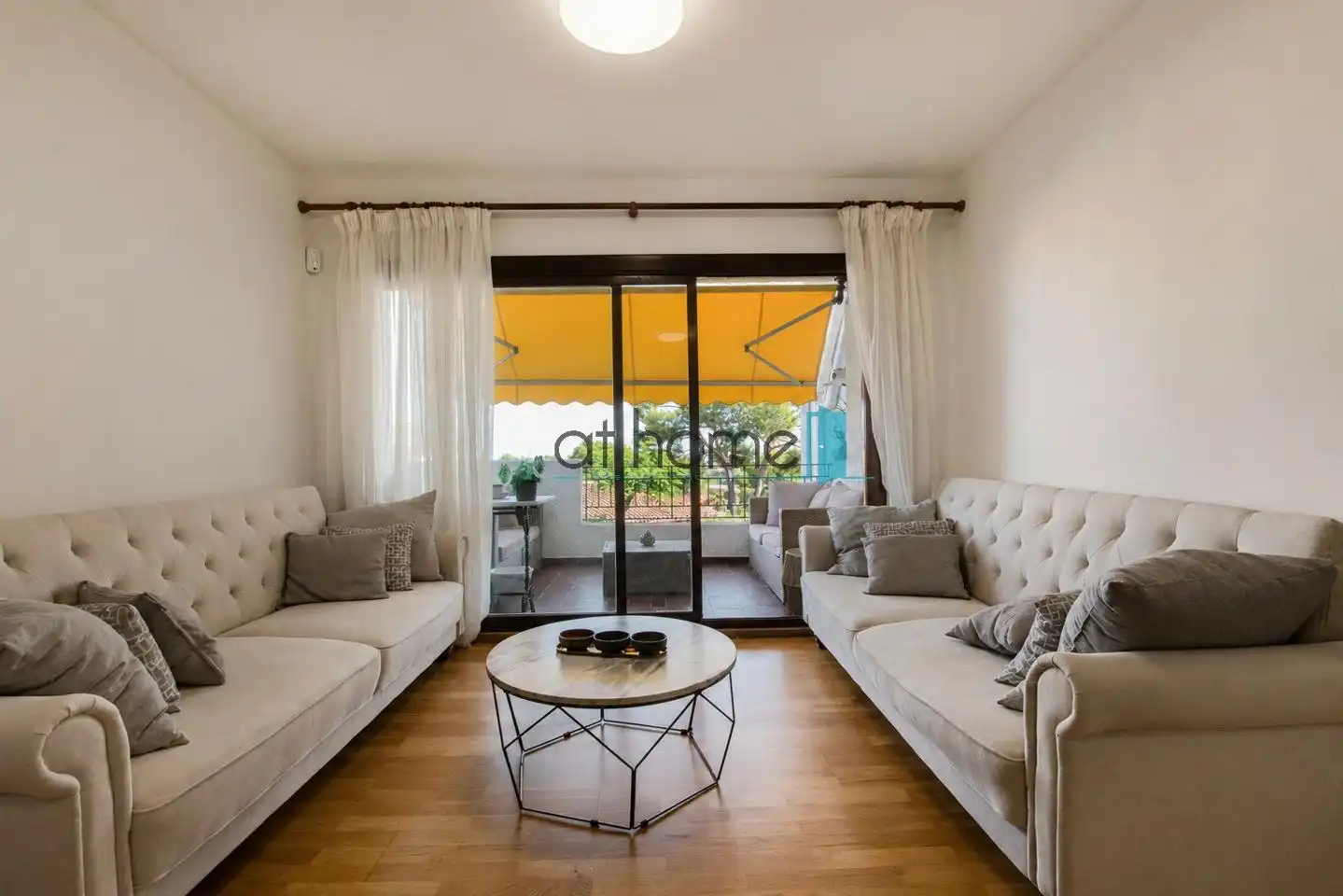 Wohnzimmer von Einfamilien-Reihenhaus zur Miete in Sagunto / Sagunt mit Klimaanlage, Parkett und Terrasse