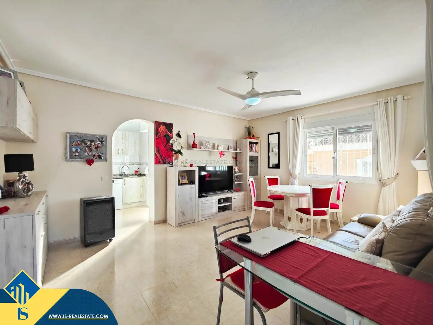 Sala de estar de Casa o chalet en venta en Rojales con Jardín privado, Terraza y Amueblado