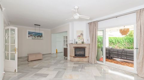 Foto 3 de Casa adosada en venta en Elviria, Marbella