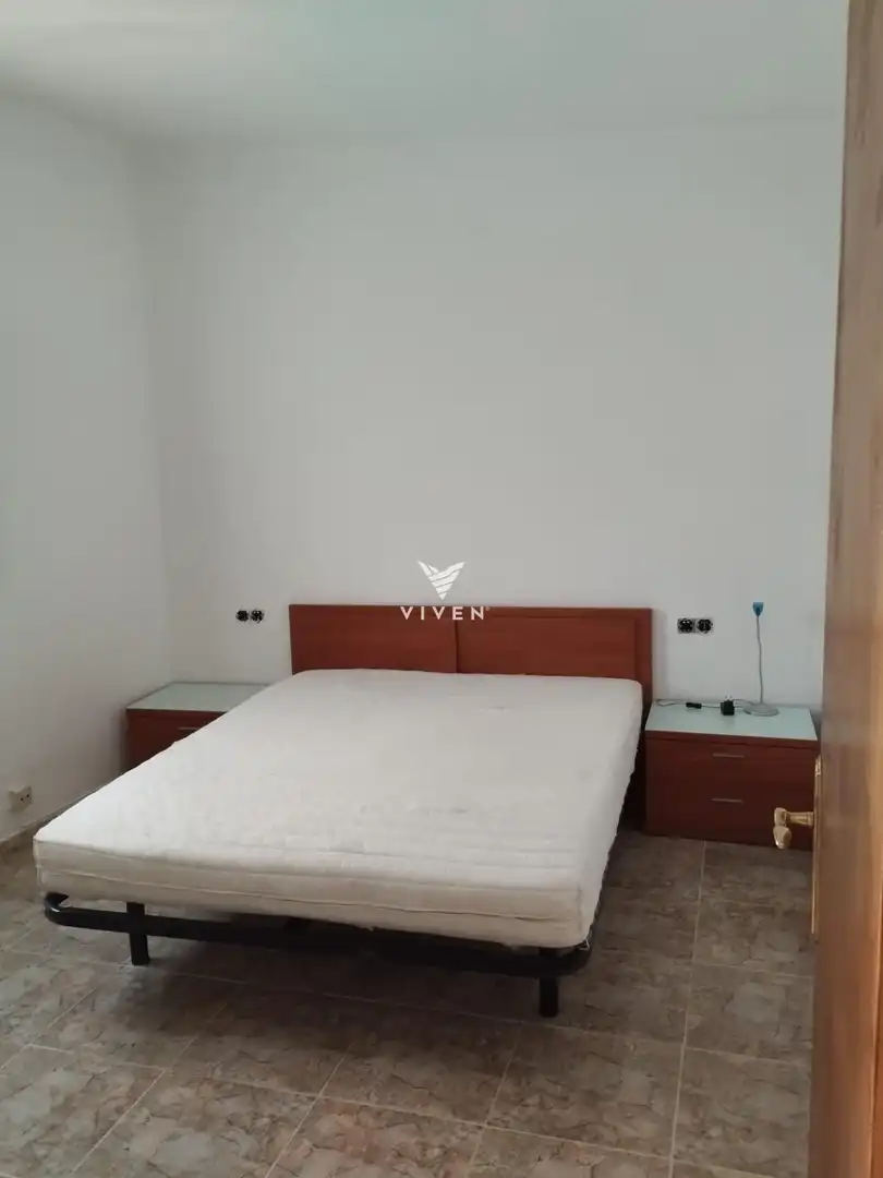 Habitación de Casa o chalet en venta en Vilanova i la Geltrú con Calefacción y Amueblado
