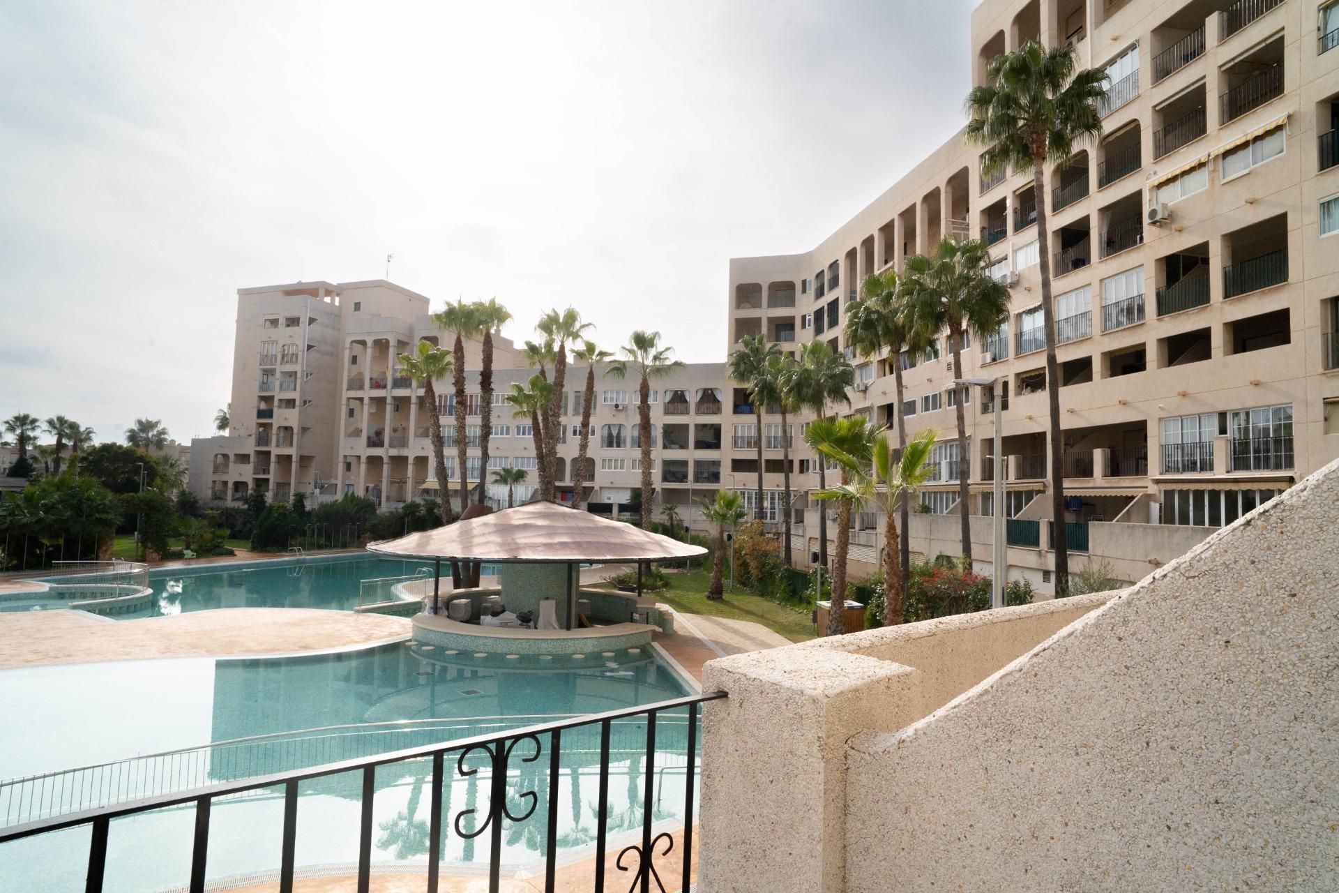 Piscina de Apartamento en venta en Oropesa del Mar / Orpesa con Jardín privado, Terraza y Amueblado