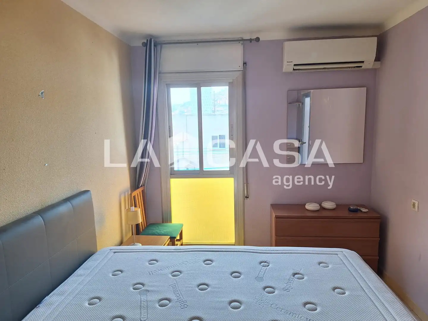 Bedroom of Attic for sale in Santa Coloma de Gramenet  with Balcony